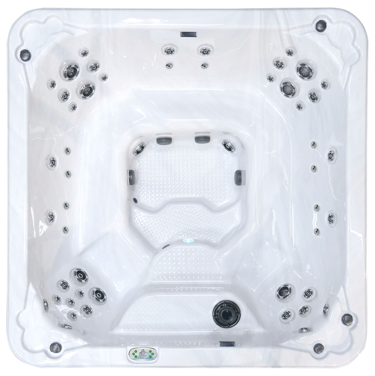 Nordic-style hot tub spa